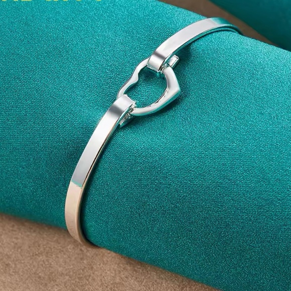 Jewelry - Silver plated Charm Love Heart Adjustable Bangle Bracelet